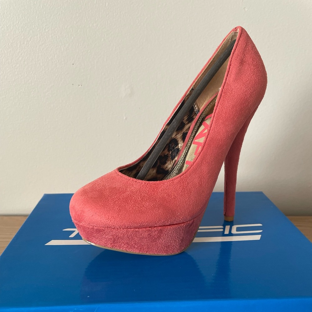 Traffic Platform Heels Belinda Honeysuckle Size US 6